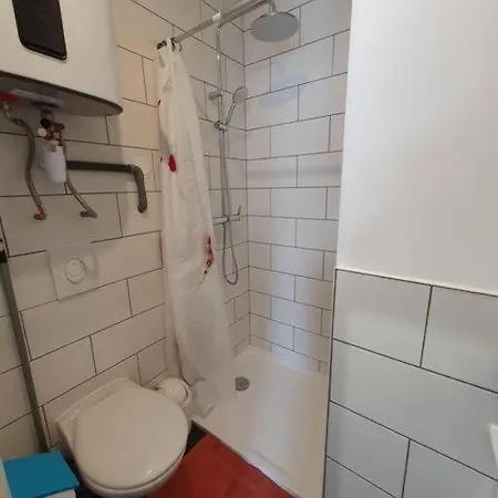 Appart'hotel, Ikimo 5 Entiers A Votre Disposition Au Choix Νανσύ